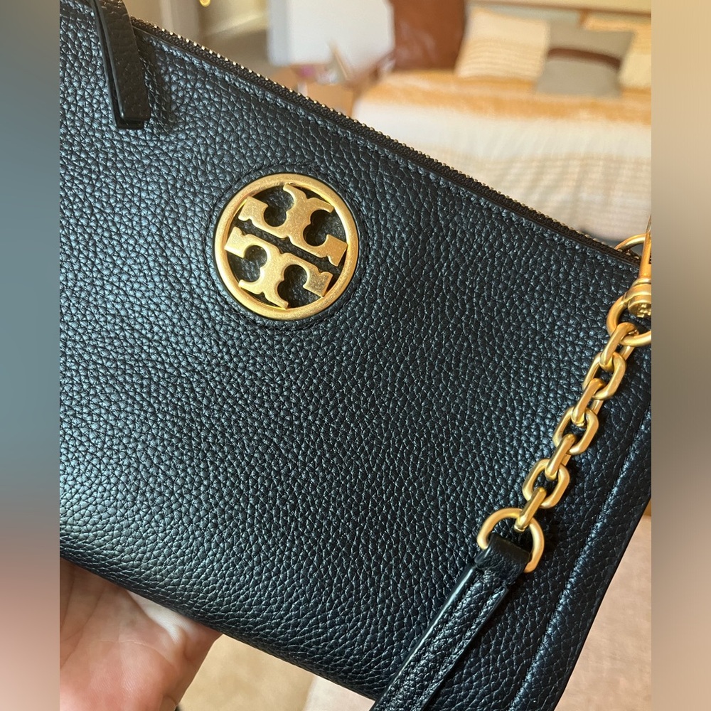 Tory Burch Carson Black Cross Body Bag - EUC